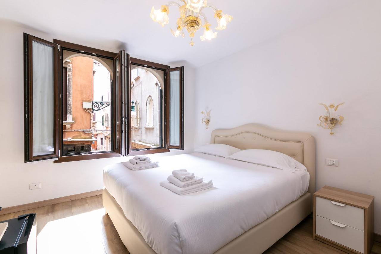 Rialto 707 Bed and breakfast 2*