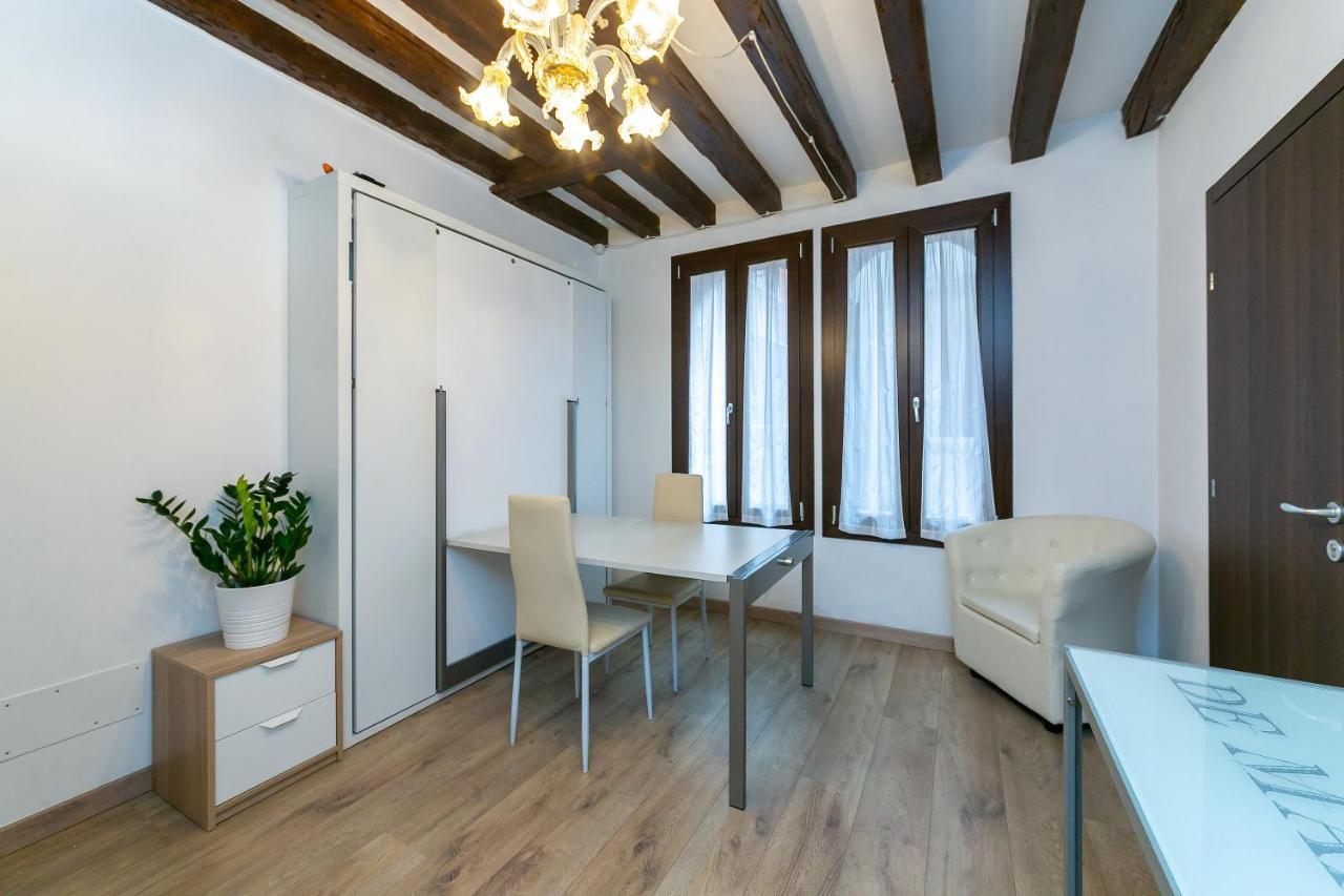 Rialto 707 Bed and breakfast